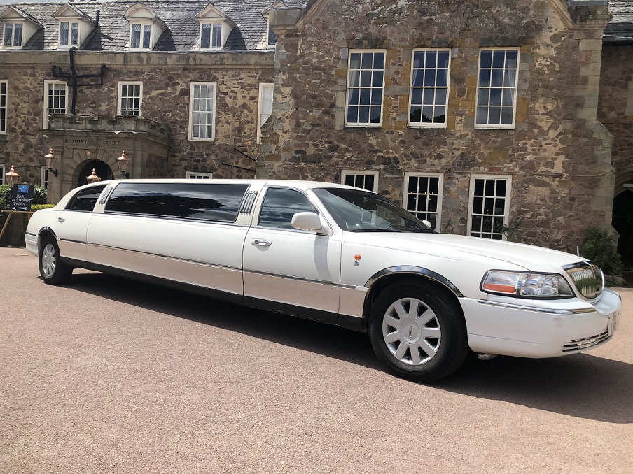 Watford Lincoln Town car