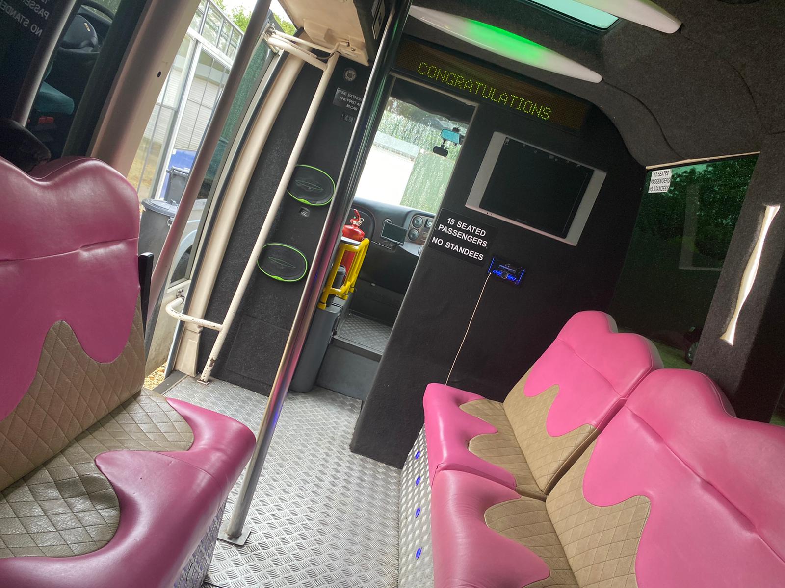 Watford Party Bus shits